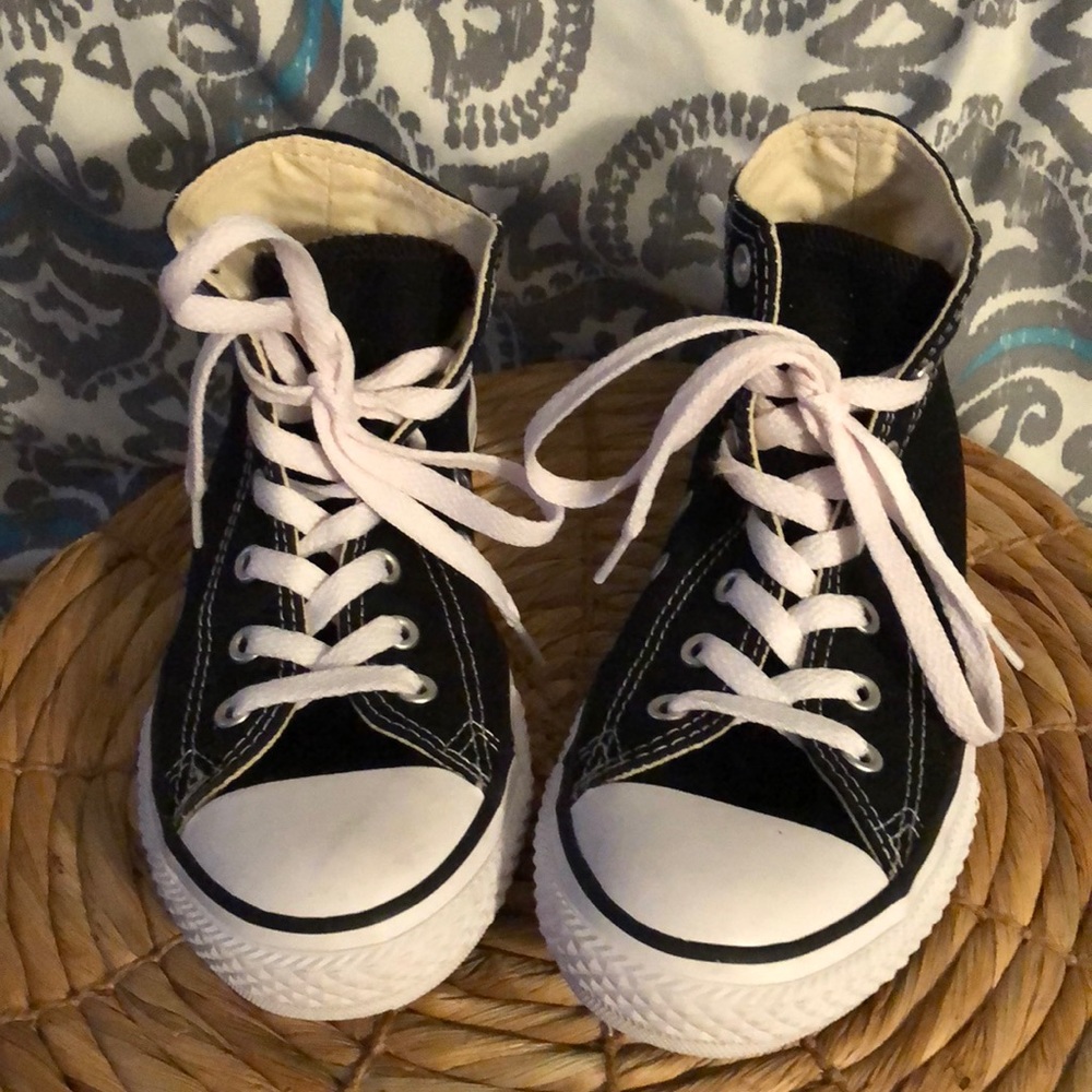 Girls converse All Star Hi tops